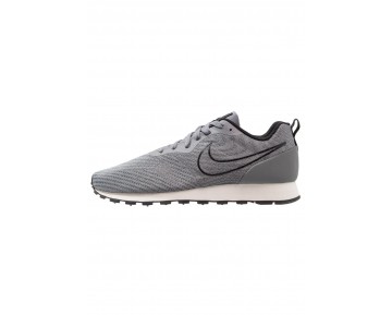 Nike Md Runner 2 Eng Mesh Schuhe Low NIKzdr0-Grau