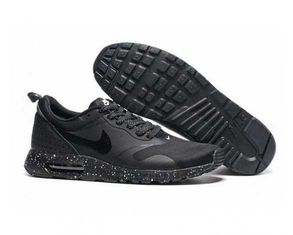 Nike Air Max Tavas Fitnessschuhe-Herren