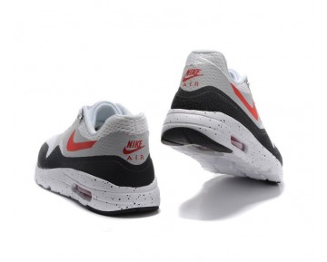 Nike Air Max 1 Ultra Essential Sneaker-Herren