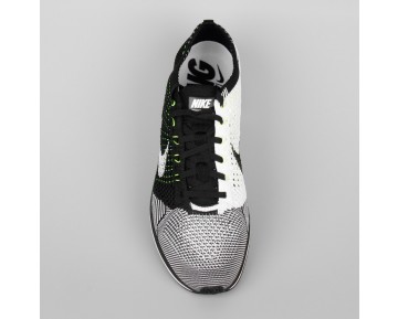 Damen & Herren - Nike Flyknit Racer Schwarz Weiß Volt
