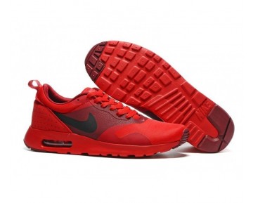 Nike Air Max Tavas Fitnessschuhe-Herren