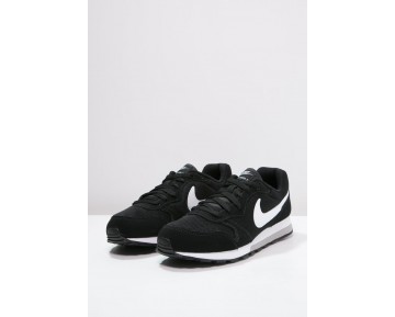 Nike Md Runner 2 Schuhe Low NIK9x6o-Schwarz