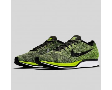 Damen & Herren - Nike Flyknit Racer Volt