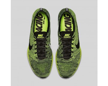 Damen & Herren - Nike Flyknit Racer Volt