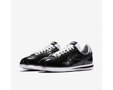 Nike Cortez Basic Premium QS Sneaker - Schwarz/Weiß/Metallisches Silber
