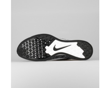 Damen & Herren - Nike Flyknit Racer Oreo 2.0